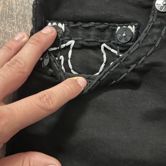True religion relaxed skinny black with white stitching jeans - Picture 5 of 7